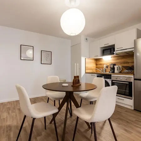 Boileau - T2 Avec 1 1 Salle De Bain * Merignac (Gironde)