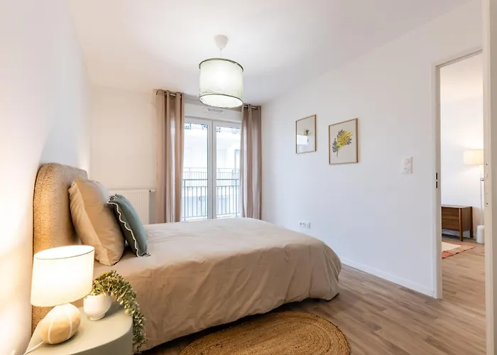 Boileau - T2 Avec 1 1 Salle De Bain * Merignac (Gironde)